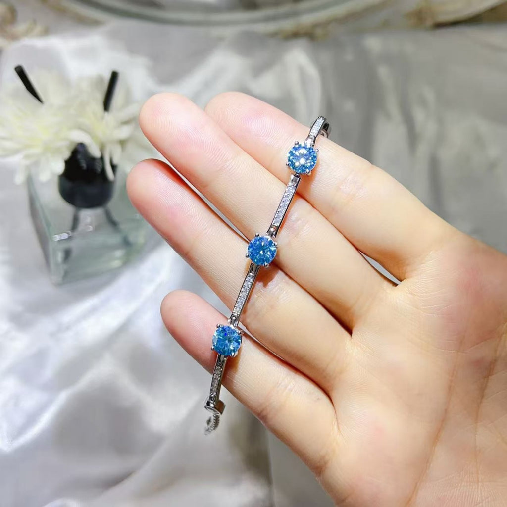 0b2e8ed5-c6d5-46fb-9d3c-c904a01d8d5b-Max