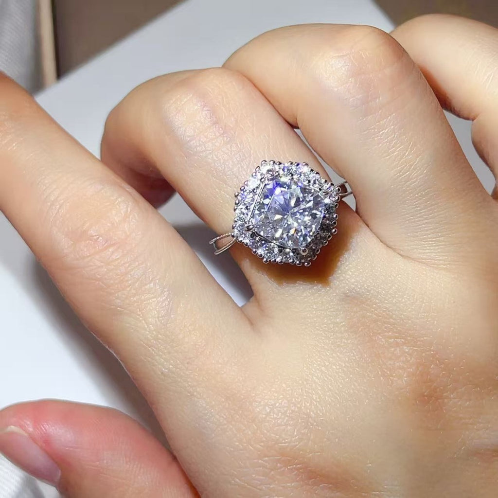 862f1b0d-72ef-4ae9-8bde-68cccbed0599-Max