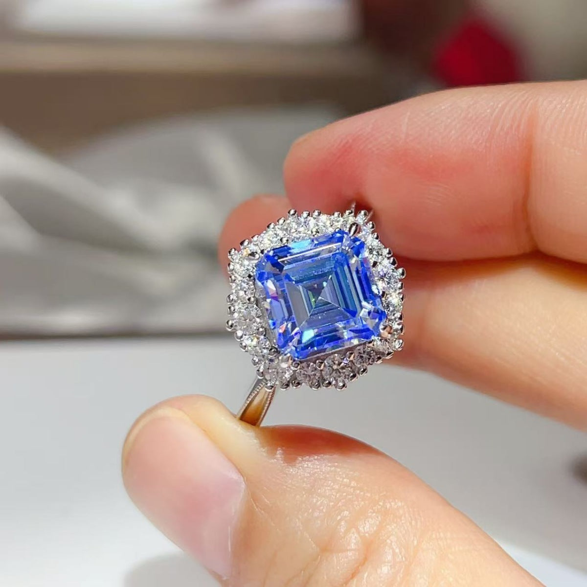 f3e6251f-7128-4a7d-a38a-c88855e9260f-Max